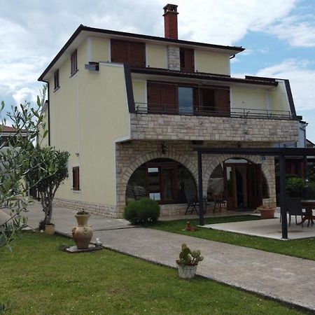 Apartments Krnjic Ουμάγκ Εξωτερικό φωτογραφία