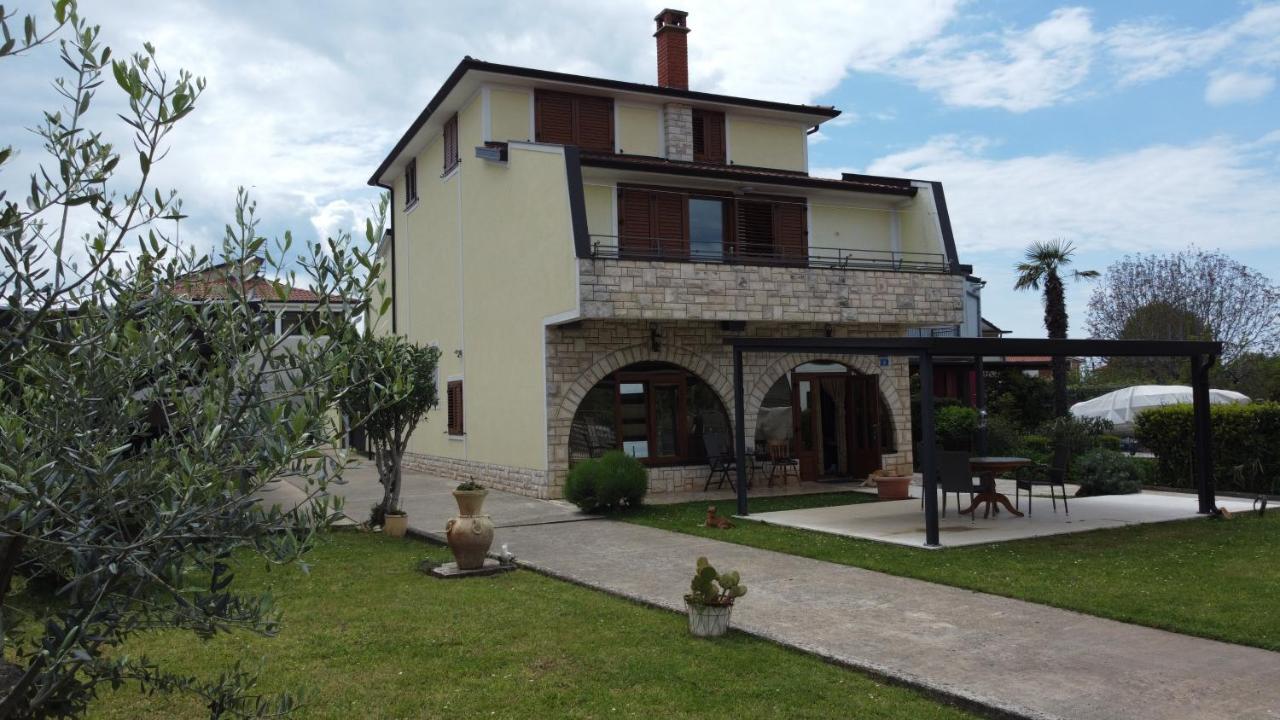 Apartments Krnjic Ουμάγκ Εξωτερικό φωτογραφία